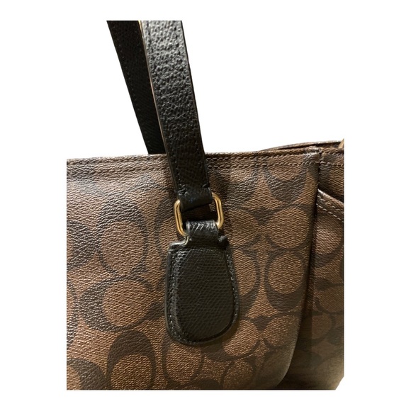 Coach Baby Bag - Excellent Condition with Adjustable Strap - Affordable Luxury! - Picture 12 of 14